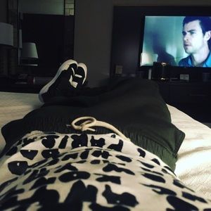 Soúroupo na Avgi designer shirt.